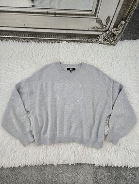 Madden NYC Cropped Sweater adorned with metal studs. Midweight. Grey. Size XXL